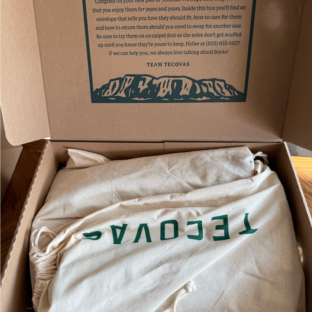 Tecovas - The Annie in Fawn Suede (Size 6, Brand New) - Picture 4 of 9